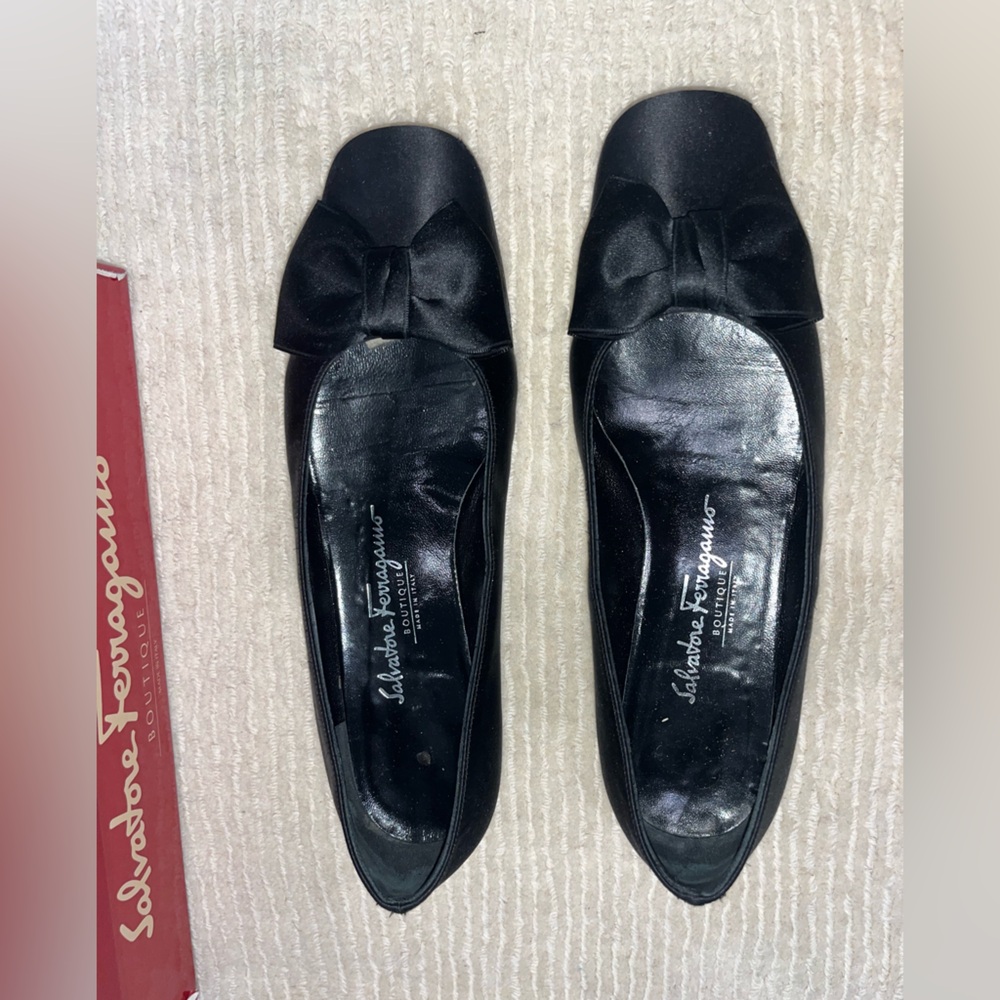 Salvatore Ferragamo Black Bow Flats